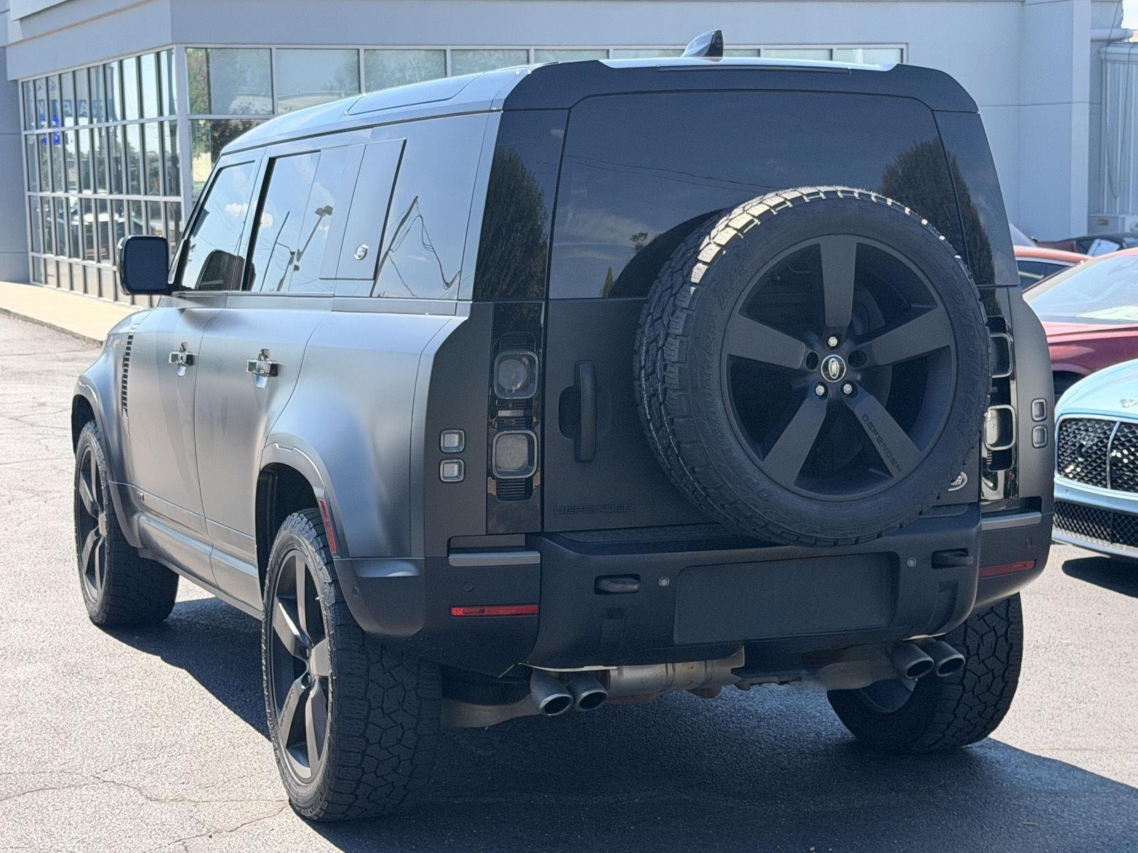 Used 2023 Carpathian Grey Premium Metallic Land Rover Carpathian Edition image 28