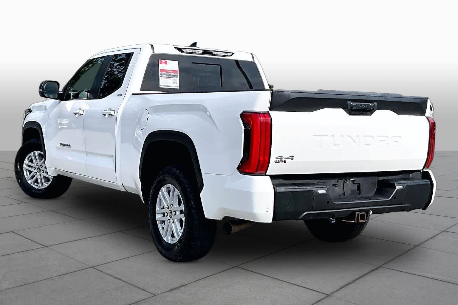 Used 2024 Ice Cap Toyota SR5 image 11