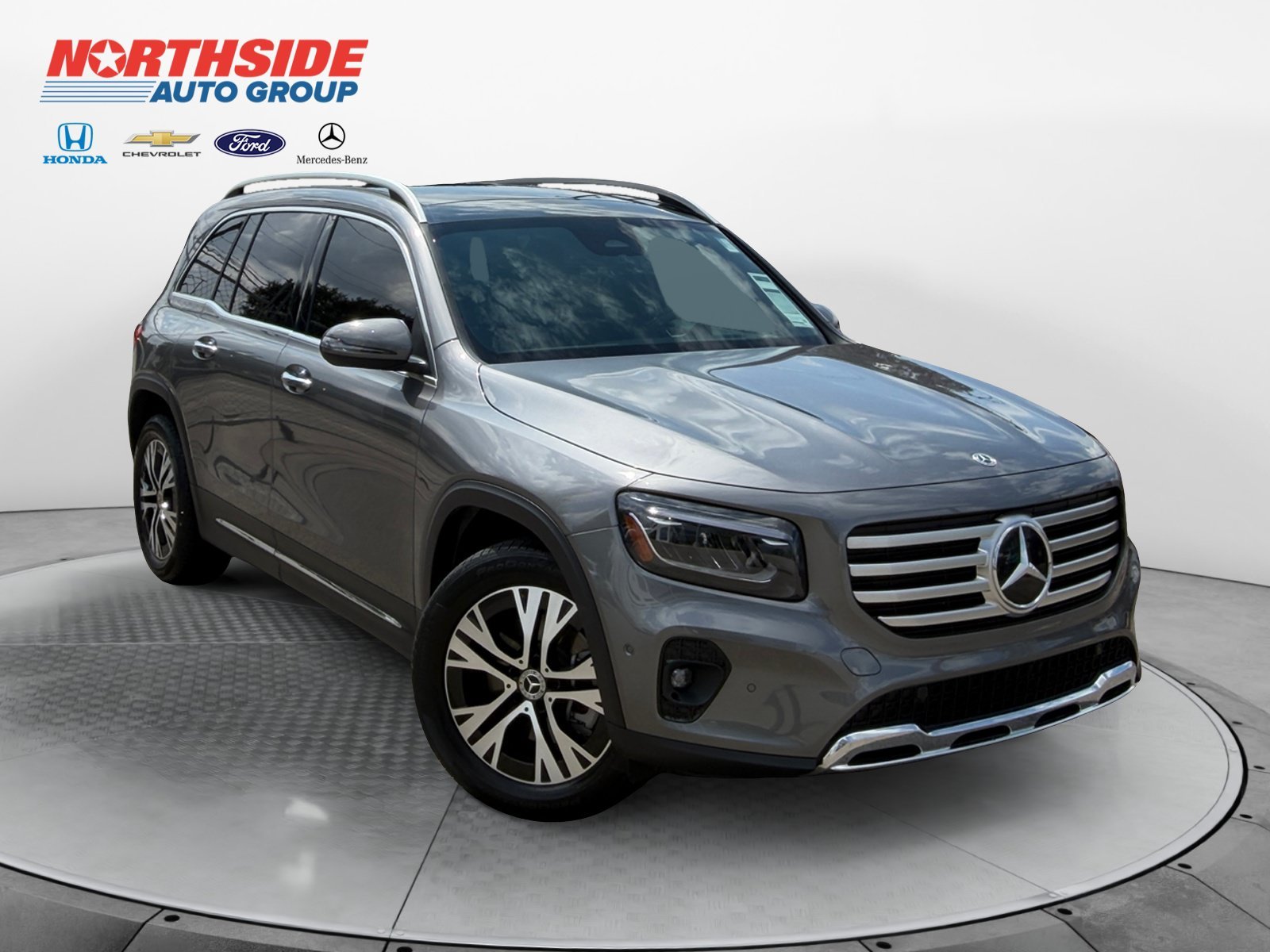 Used 2026 Gray Mercedes-Benz GLB 250 image 1
