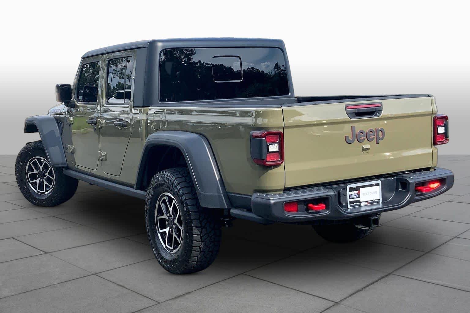 Used 2025 41 Jeep Rubicon image 11