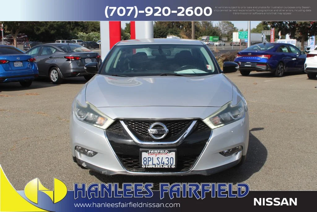 Used 2018 Silver Nissan 3.5 SV image 4