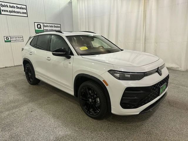 2026 Volkswagen Tiguan SE R-Line Black