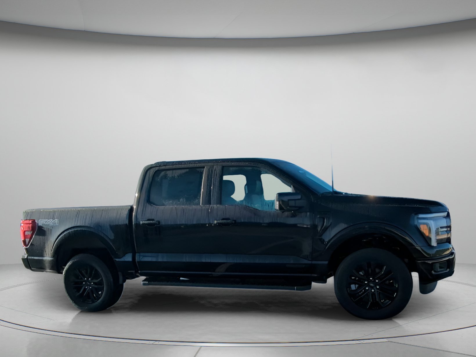 New 2026 Agate Black Metallic Ford Lariat® image 31