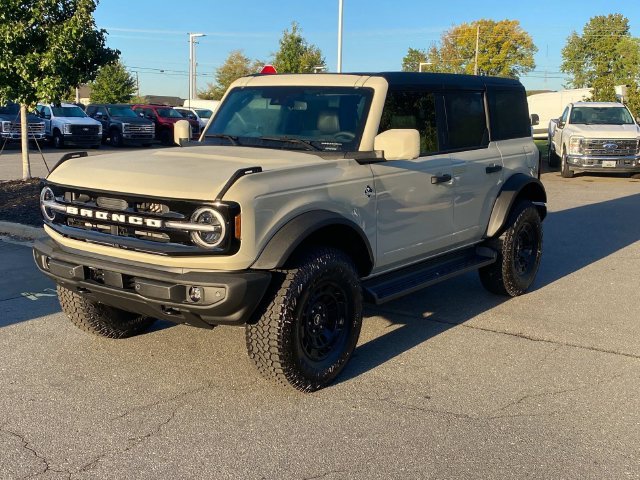 New 2026 Beige Ford Outer Banks image 3