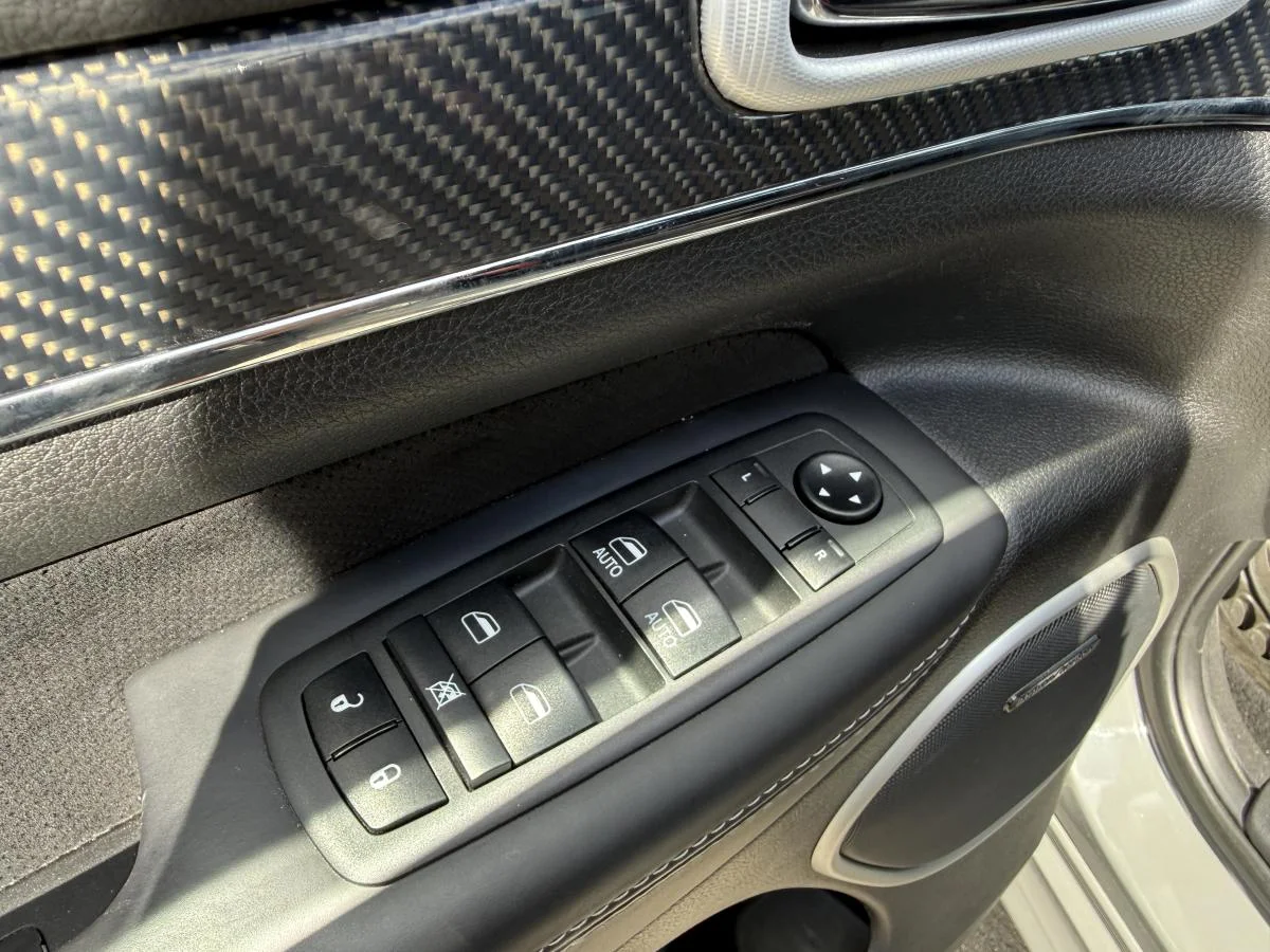 Used 2019 Grey Jeep SRT image 14