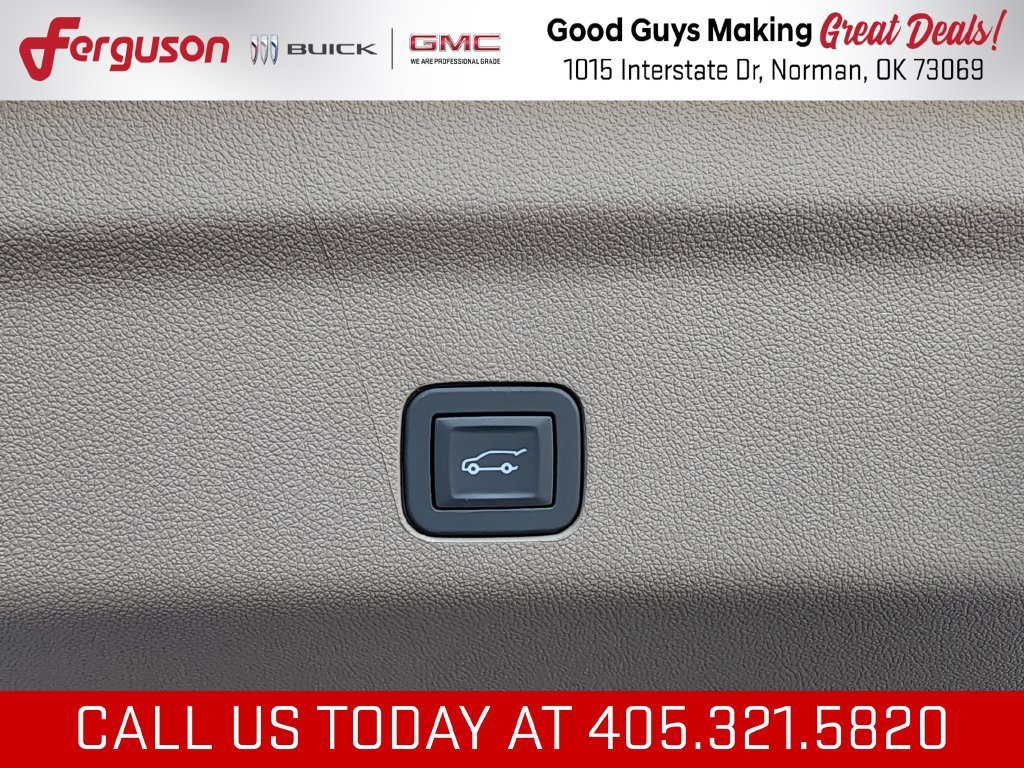 2027 GMC Yukon Denali - Photo 59