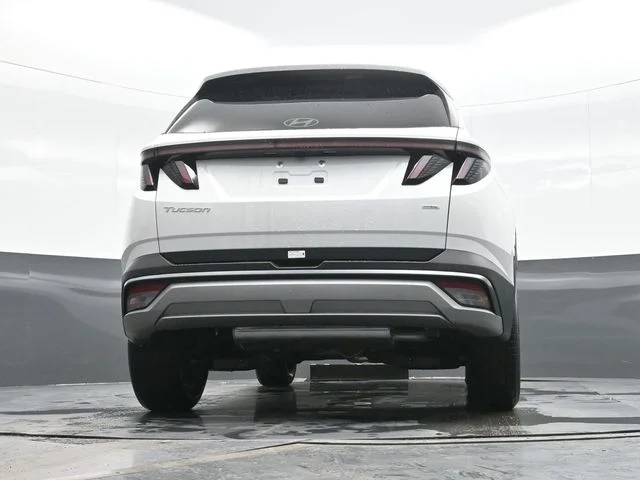 New 2026 White Hyundai SEL Premium image 18
