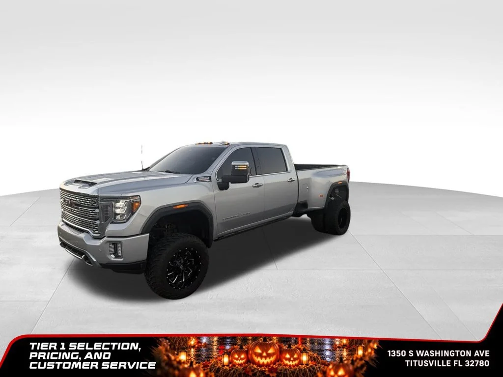 Used 2020 QUICKSILVER METALLIC GMC Denali image 3