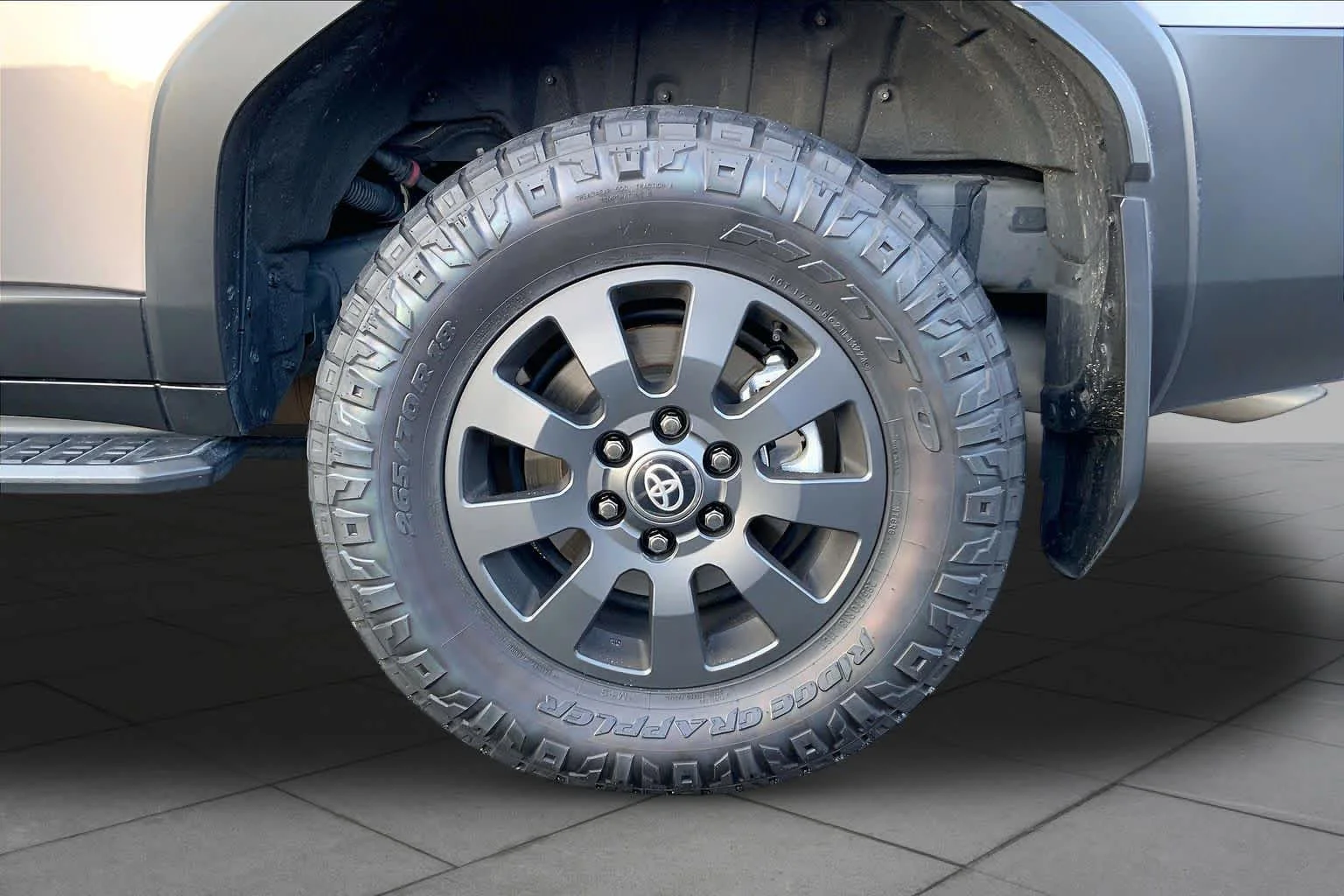 Used 2024 Meteor Shower Toyota  image 10