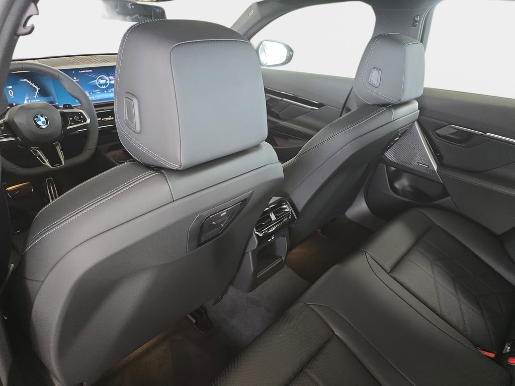 Used 2026 Dark Graphite Metallic BMW 530i image 9