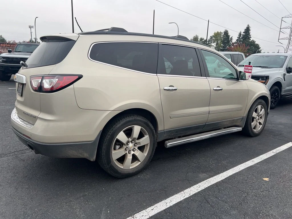 Used 2015 Champagne Silver Chevrolet LTZ image 9