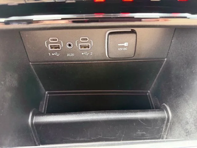 Used 2023 White Jeep Limited image 24