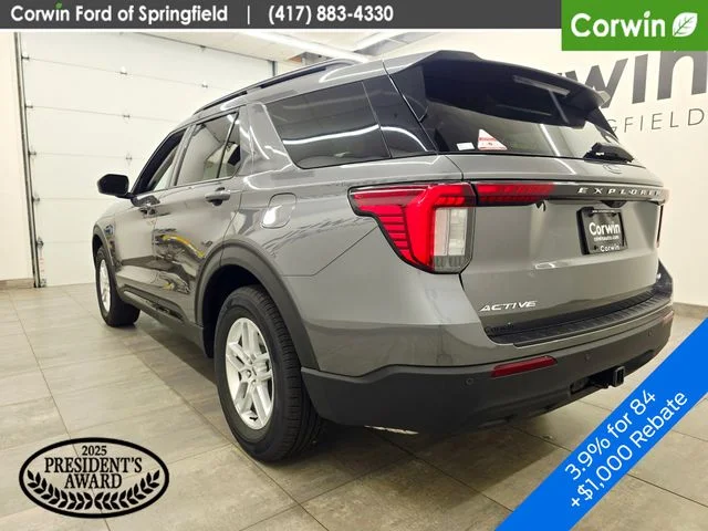 New 2026 Carbonized Gray Metallic Ford Active image 4