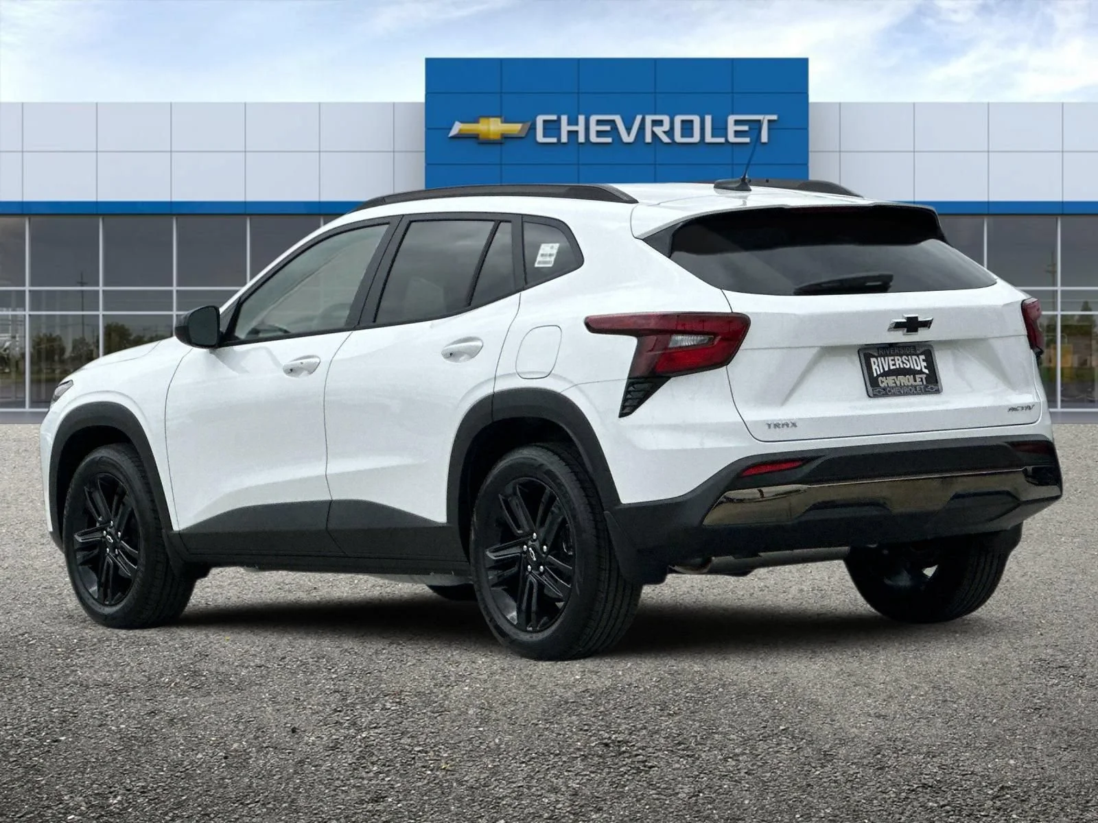 New 2026 Summit White Chevrolet ACTIV image 6