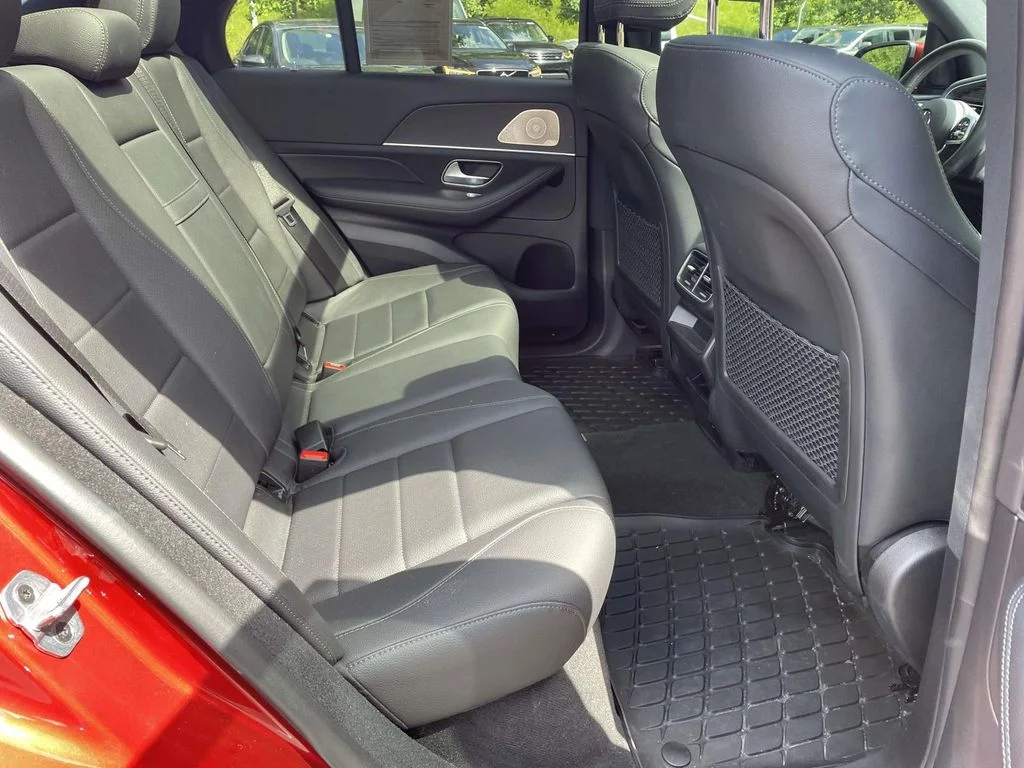 Used 2022 Cardinal Red Metallic Mercedes-Benz GLE 350 image 19