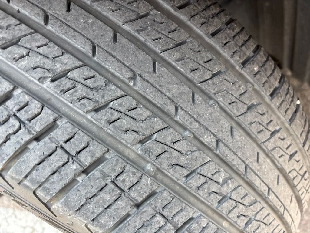 Used 2019  Honda EX image 10