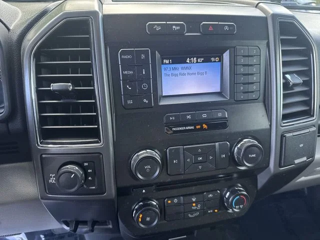 Used 2018 Silver Ford XLT image 20