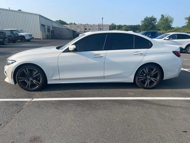Used 2023 White BMW 330i image 2