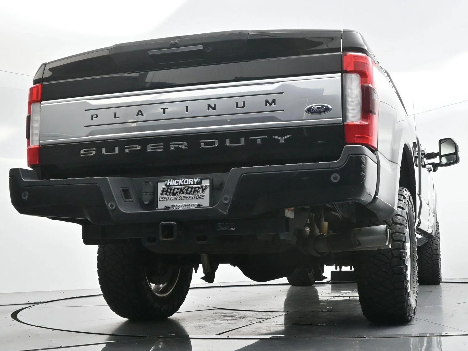 Used 2017 Shadow Black Ford Platinum image 52