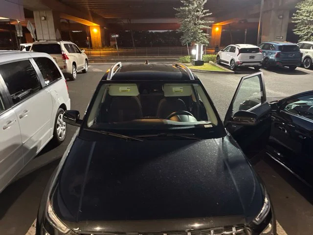 Used 2022 Black Hyundai SEL image 6