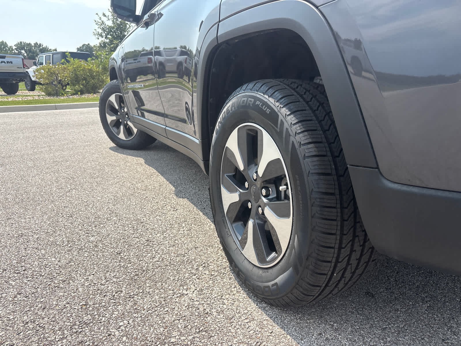 Used 2022 Baltic Gray Metallic Clearcoat Jeep  image 7