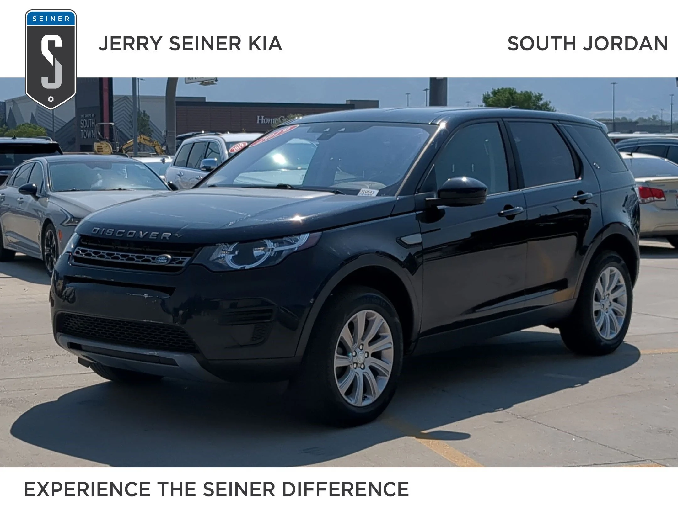 Used 2019 Narvik Black Land Rover SE image 1