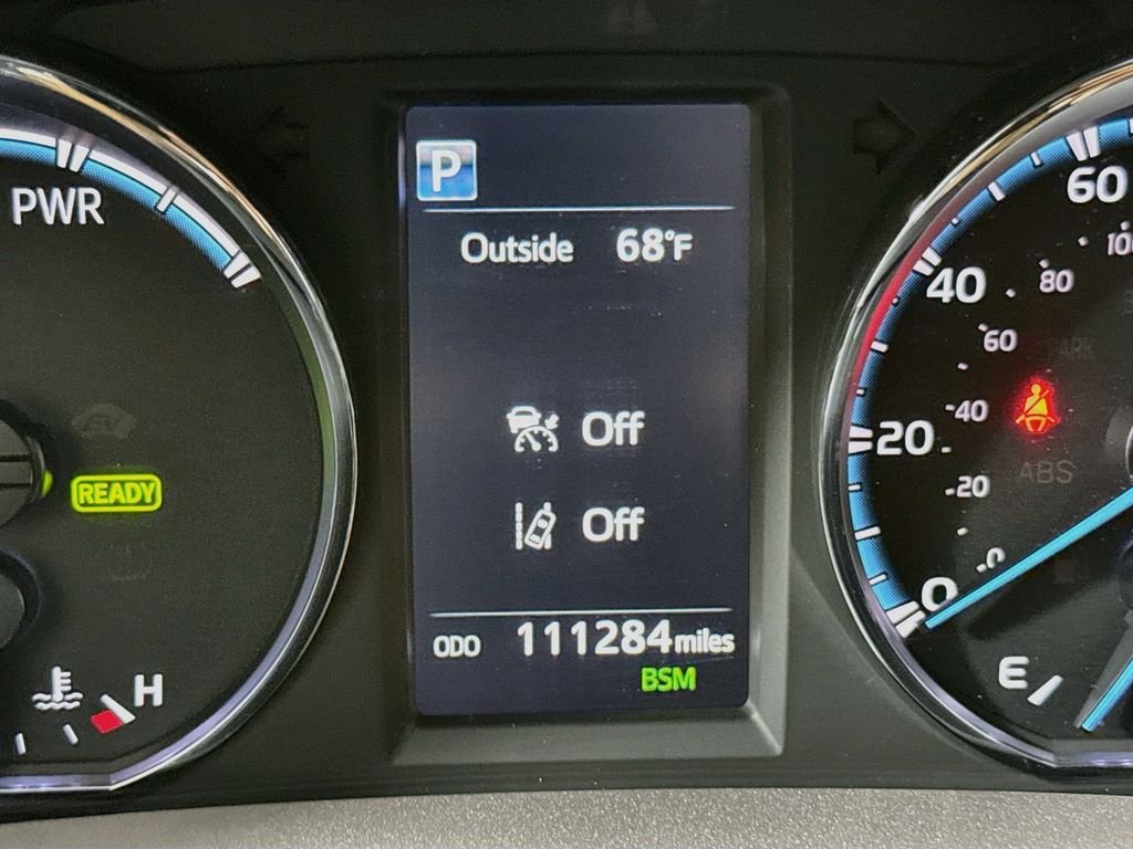Used 2016 Gray Toyota Limited image 12