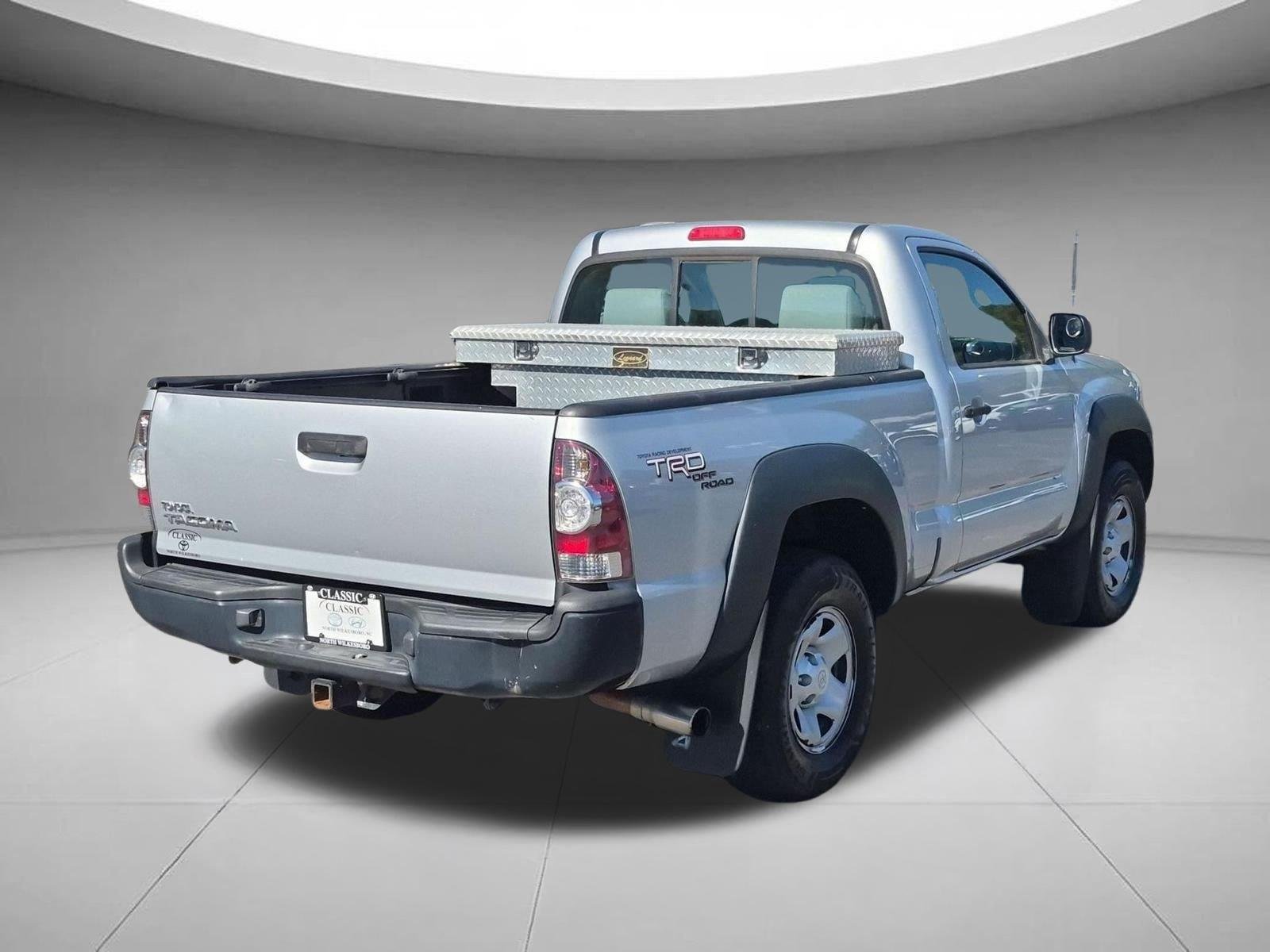 Used 2011  TOYOTA REGCAB image 5