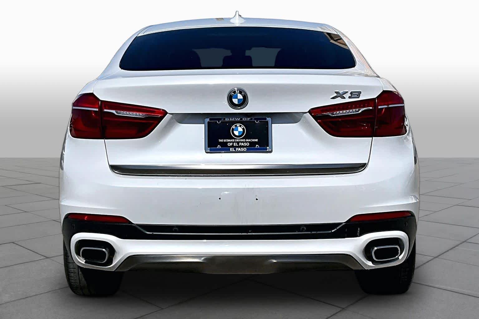 Used 2019 Alpine White BMW sDrive35i image 4