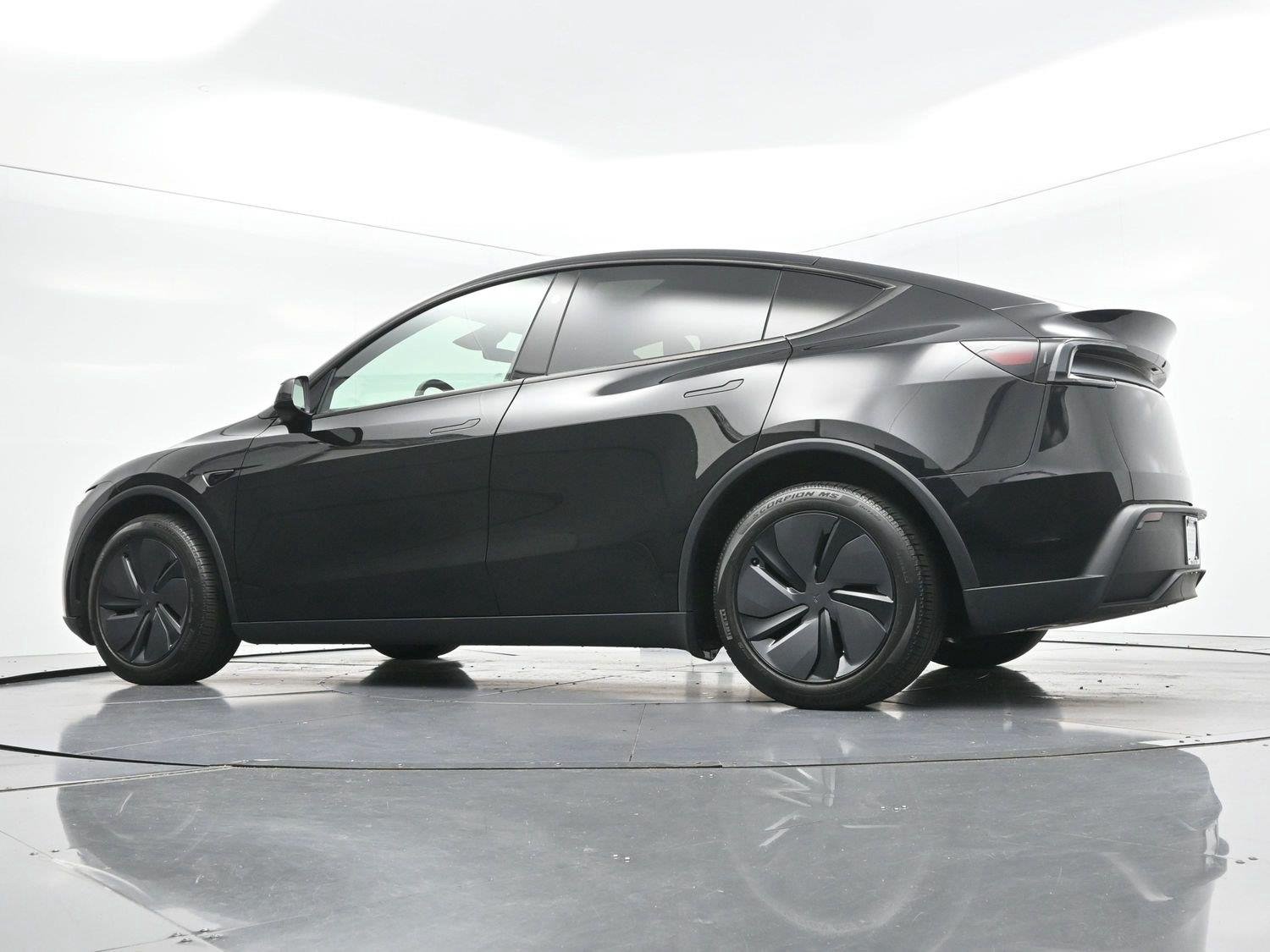 Used 2026 Diamond Black Tesla Long Range image 42