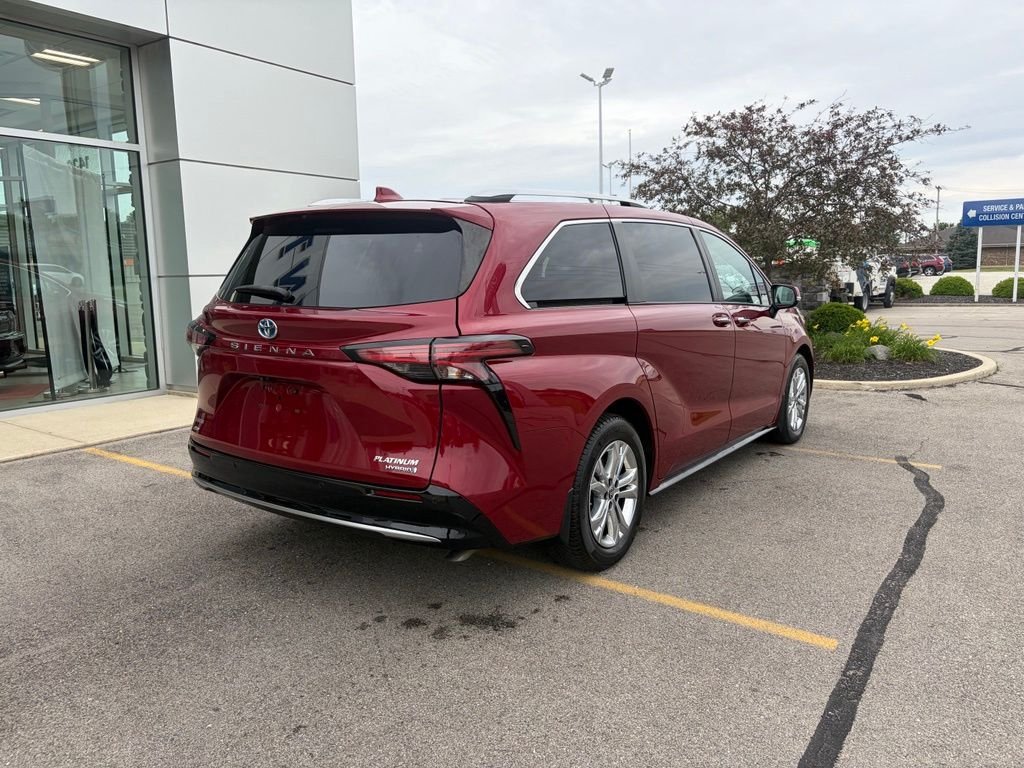 Used 2022 Ruby Flare Pearl Toyota Platinum image 37