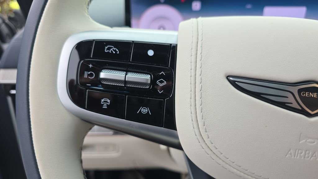 New 2026 White Genesis 3.5T PRESTIGE image 20