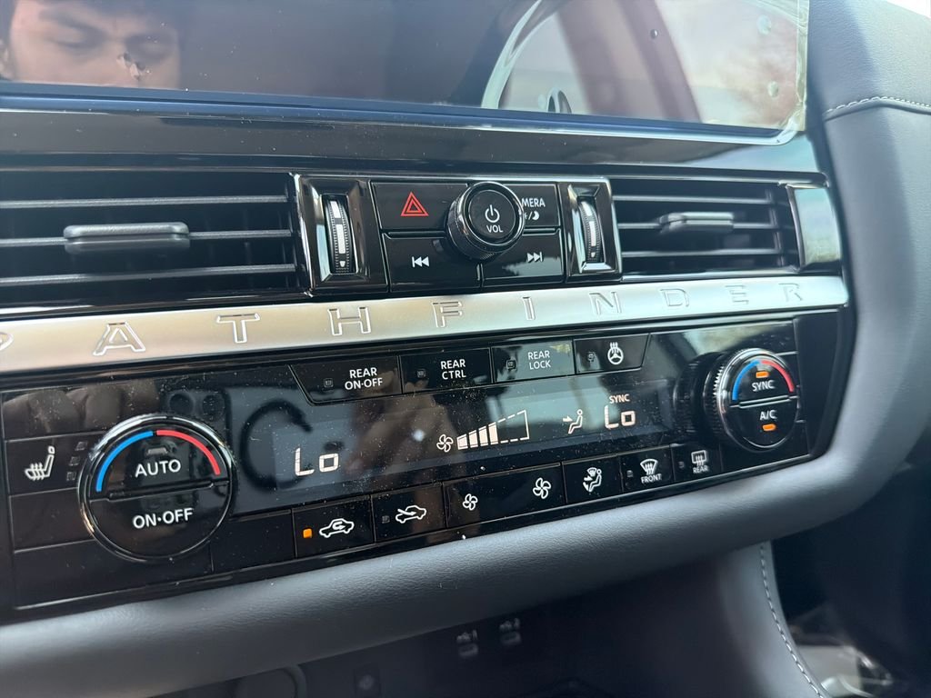 New 2026 Nissan Pathfinder SV 4D Sport Utility