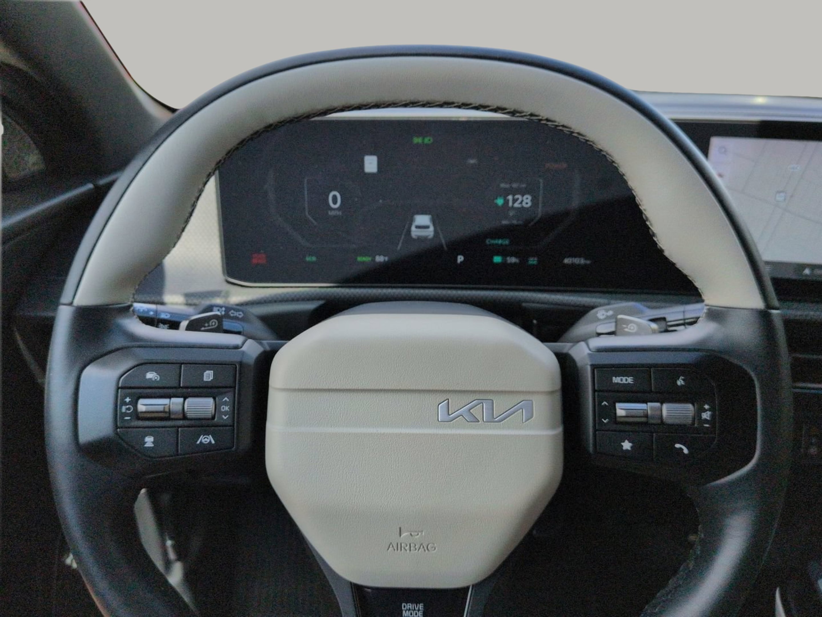 Certified Used 2025 Wolf Gray Kia GT-Line image 28