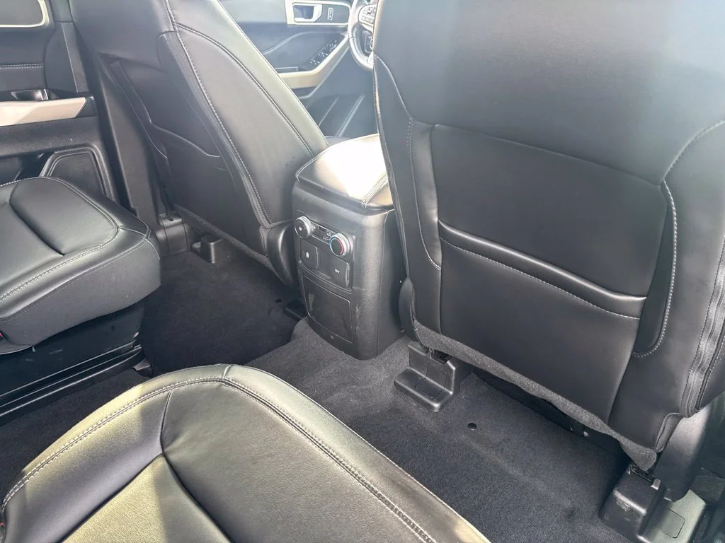Used 2022 White Metallic Ford XLT image 42