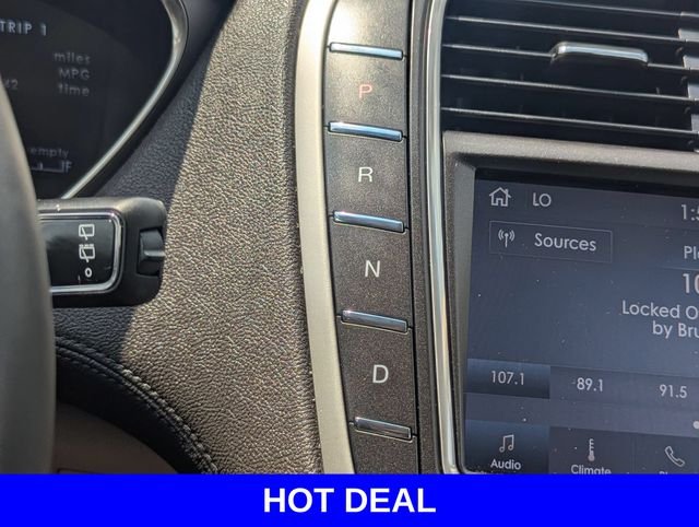 Used 2020 Blue Lincoln Reserve image 21