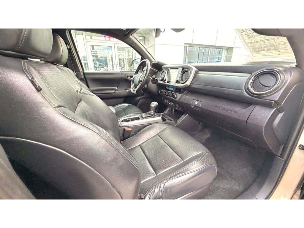 Used 2018 Quicksand Toyota Limited image 9