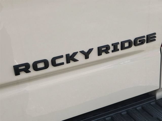 New 2026 White Sands Chevrolet RST image 33