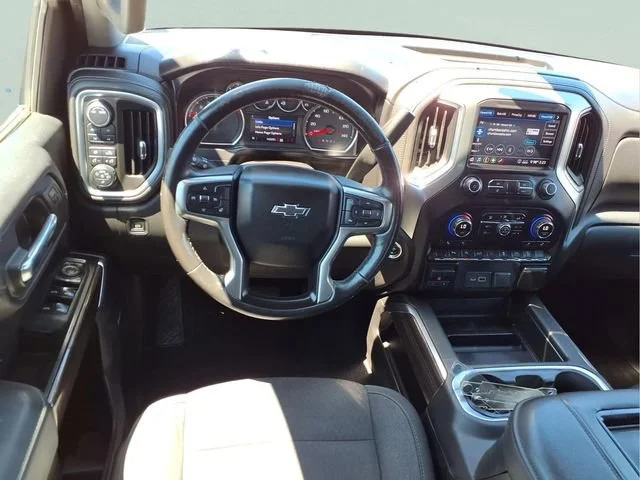 Used 2020 SHADOW GRAY METALLIC Chevrolet LT Trail Boss image 4