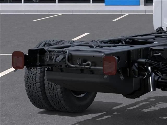 New 2026 Summit White Chevrolet Work Truck image 11
