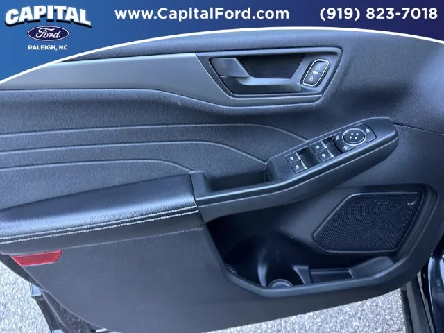 Used 2023 Black Ford Active image 20