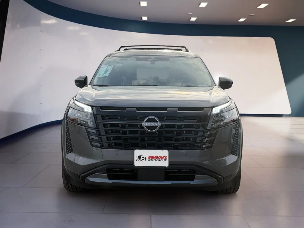New 2026 Gray Nissan Platinum image 8