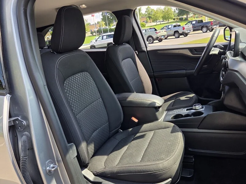 Used 2024 Silver Metallic FORD ACTIVE image 18