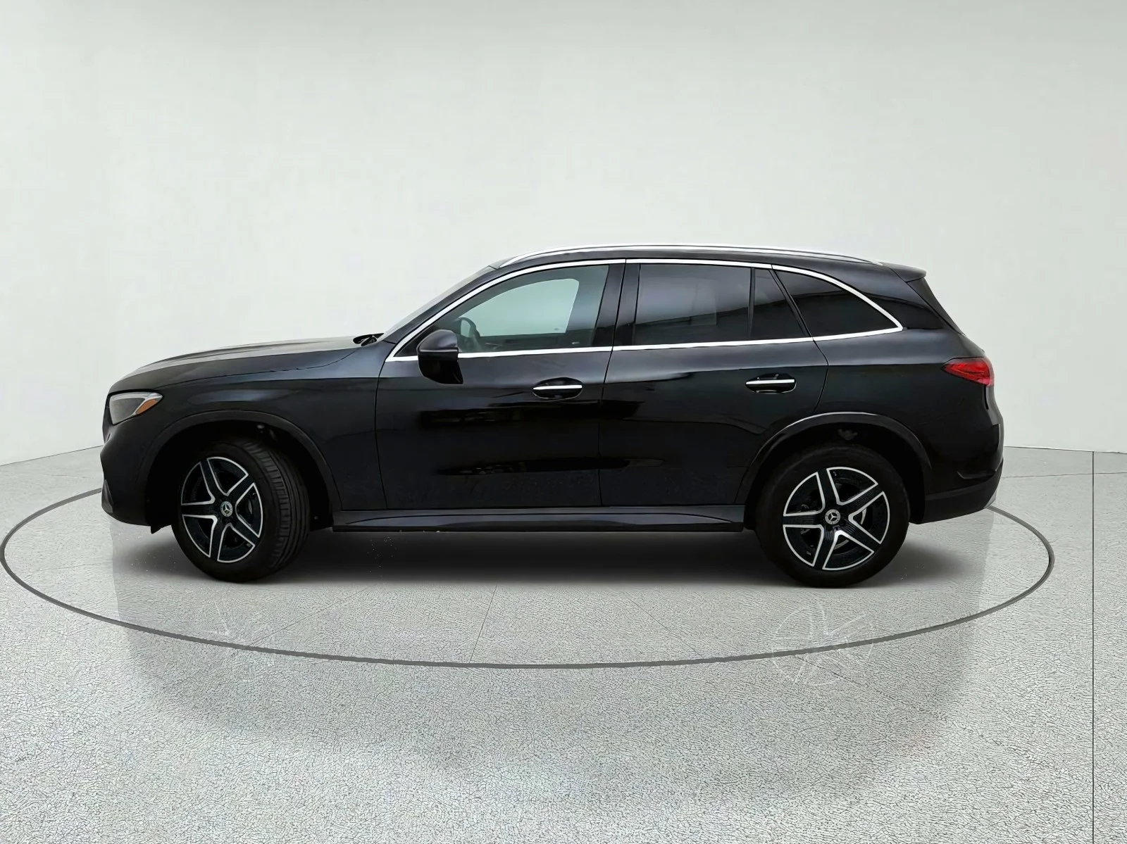Certified Used 2026 Black Mercedes-Benz GLC 300 image 14