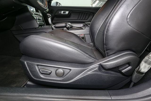 Used 2020 White Ford GT Premium image 35