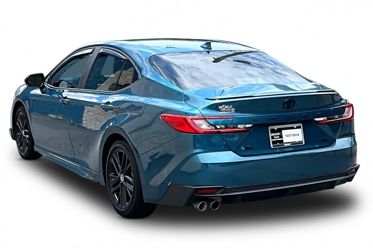 Used 2025 Ocean Gem Toyota SE image 12