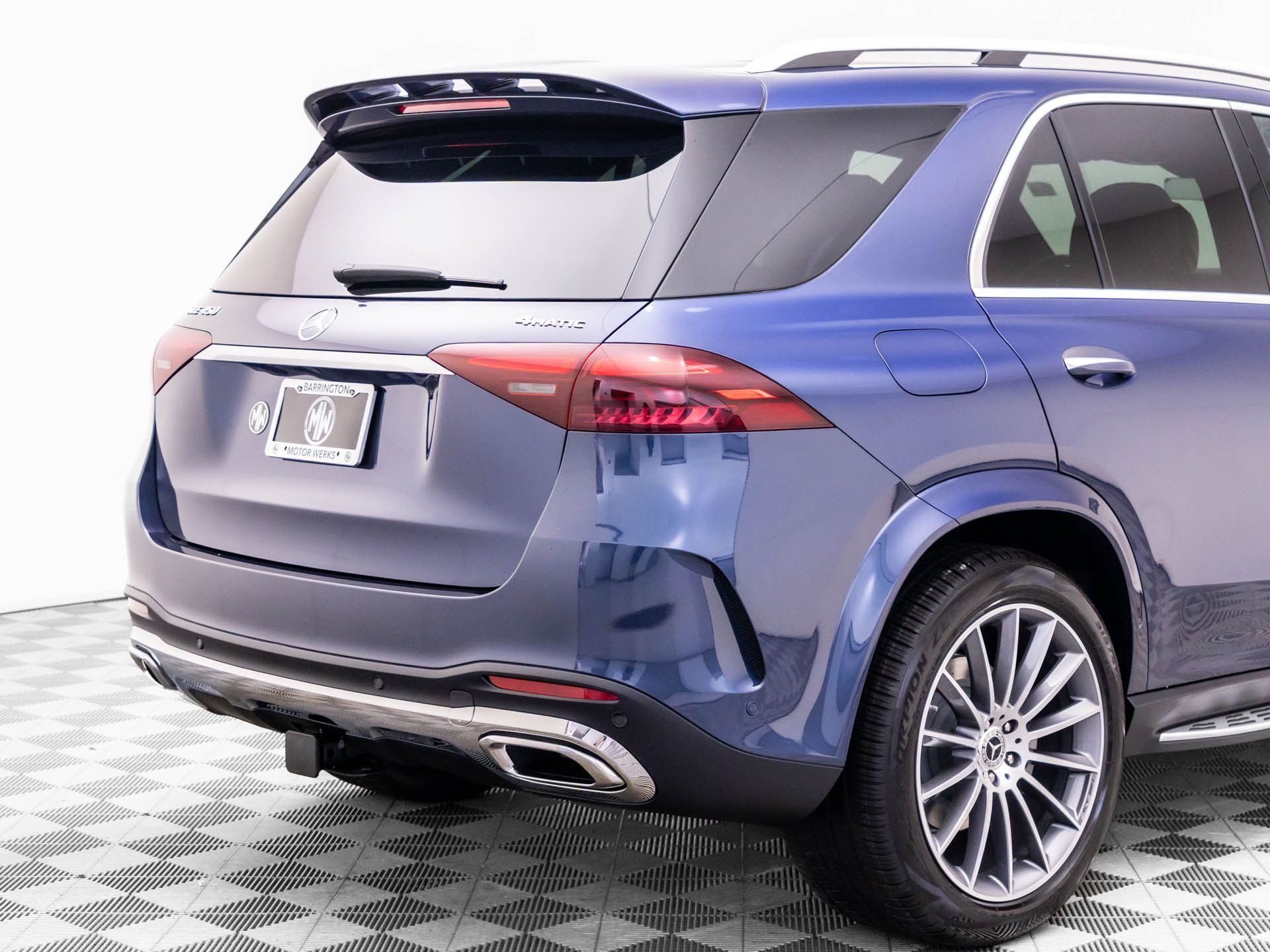 New 2026 Twilight Blue Metallic Mercedes-Benz GLE 450 image 37