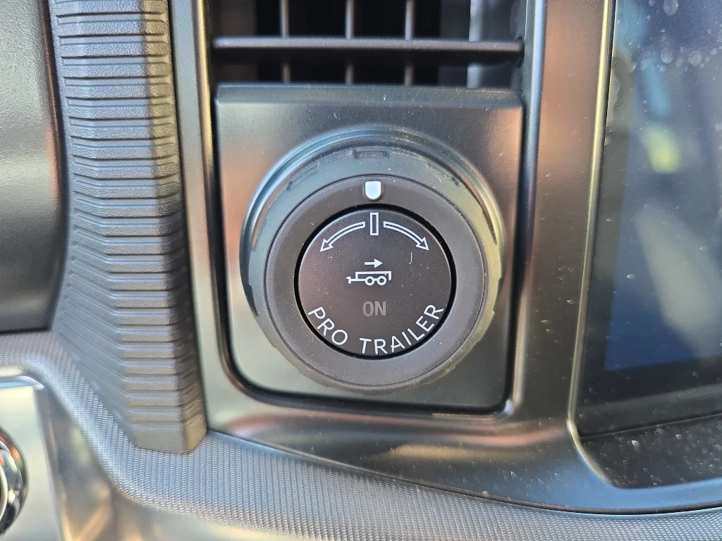 2025 Ford F-150 Platinum - Photo 20