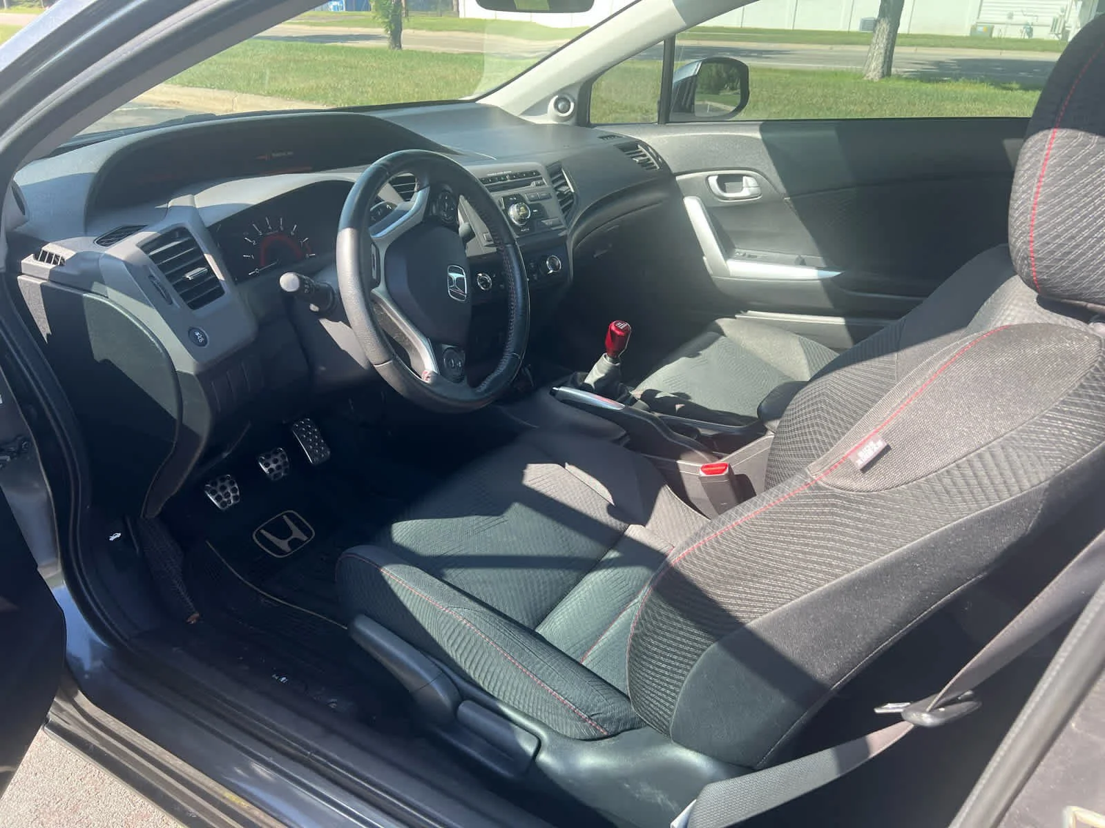 Used 2012 Polished Metal Metallic Honda Si image 9