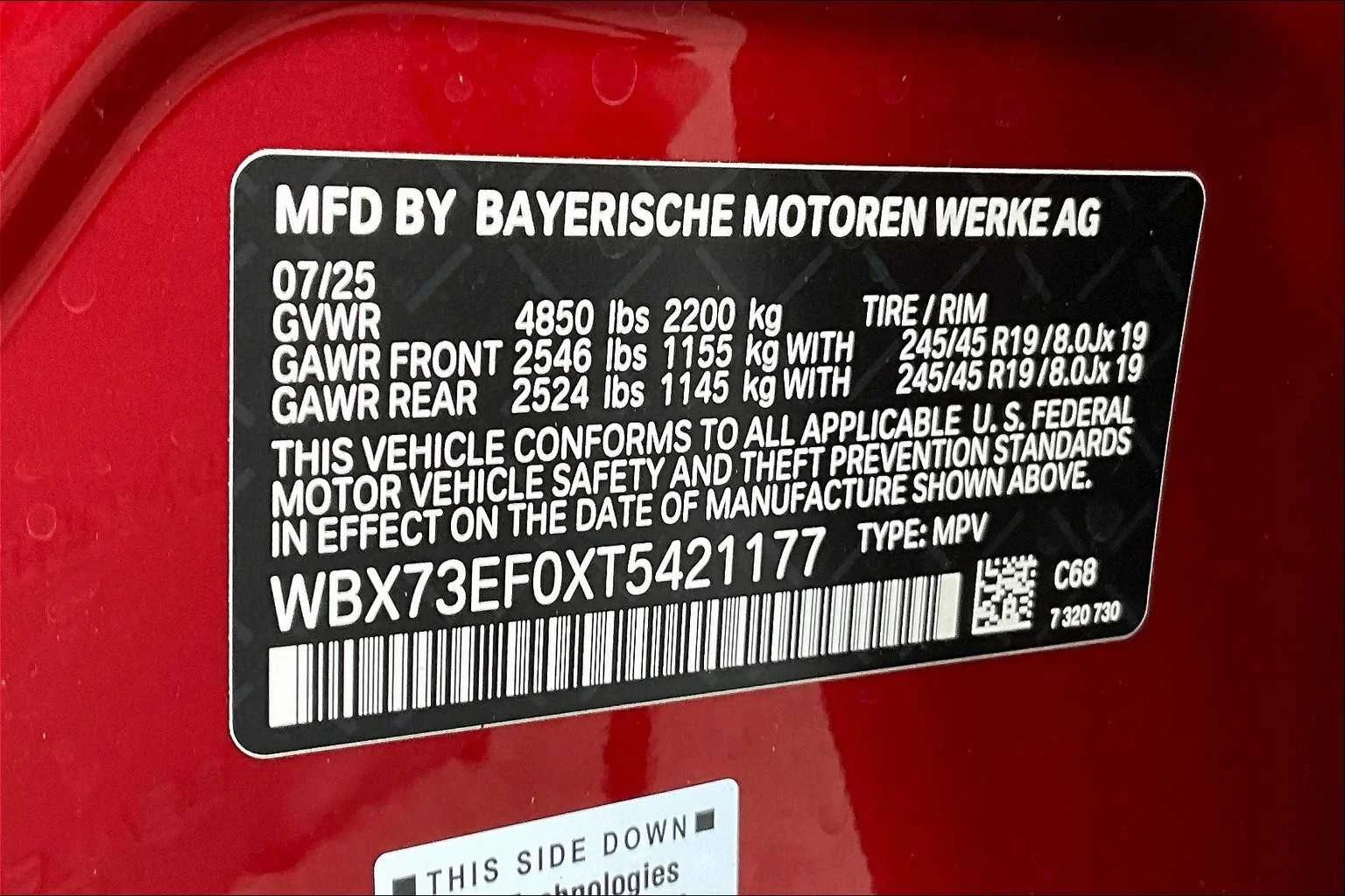New 2026 Vegas Red Metallic BMW xDrive28i image 19